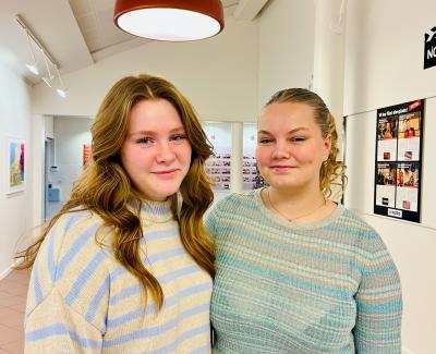 Gabi og Milla fortæller om livet på Hillerød Handelsgymnasium 